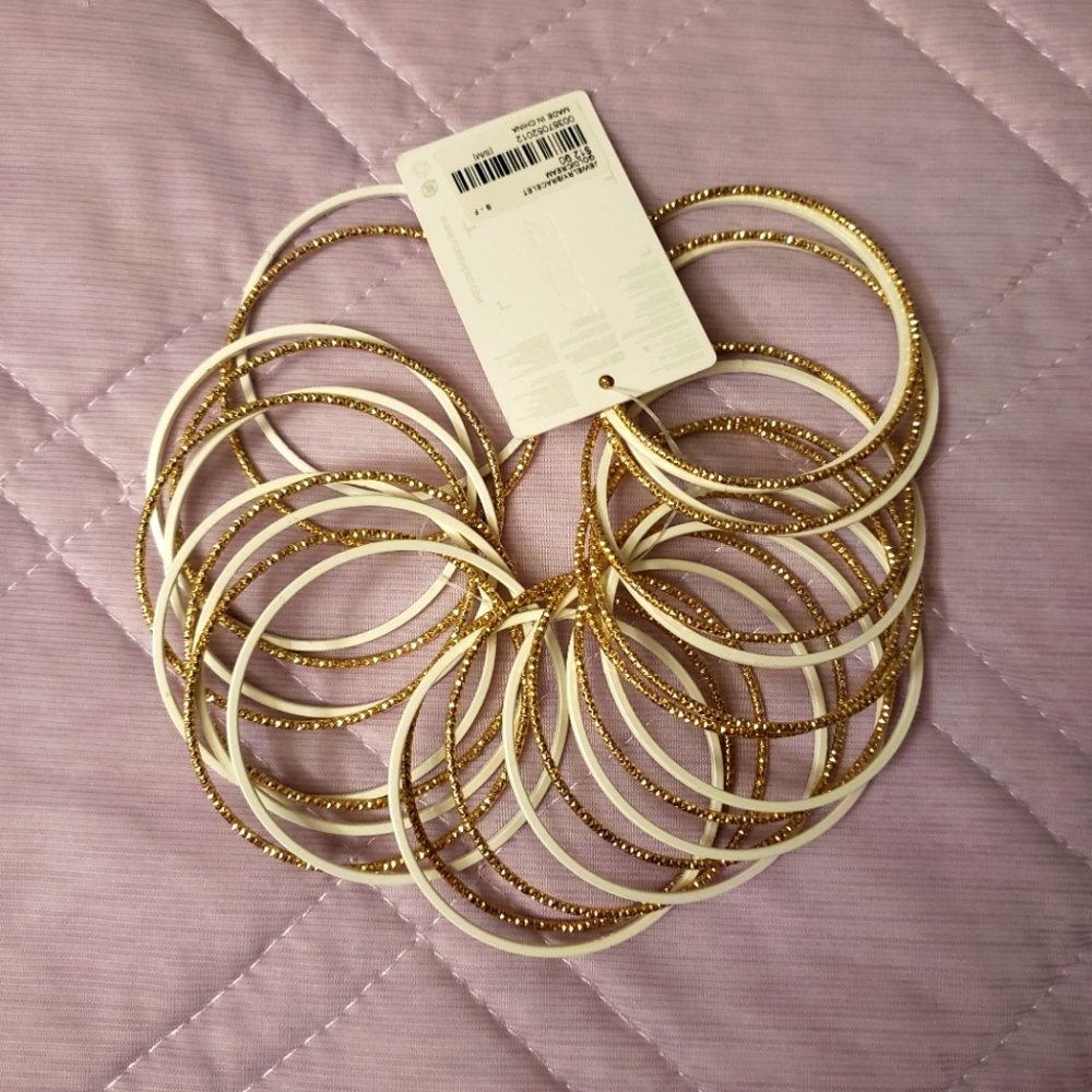NWT F21 White & Gold Bangles